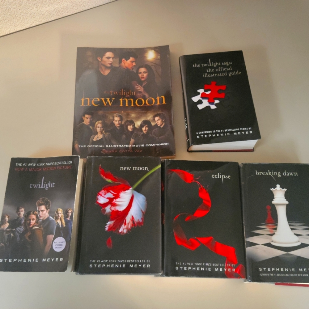 Twilight Saga books